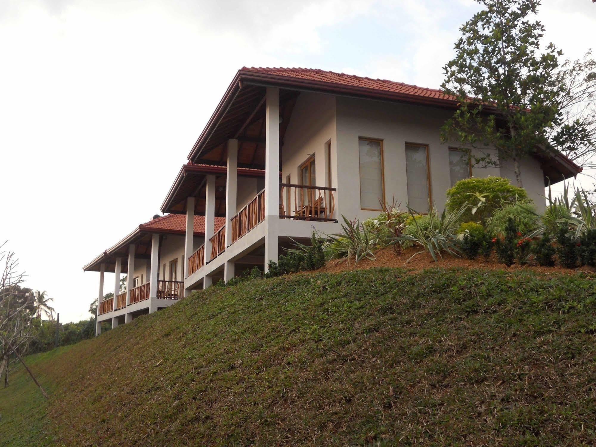 Oriole Villas Bentota Exterior photo